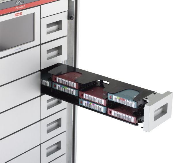 Erweiterungsmodule der »StorageTek SL150« (Bild: Oracle)