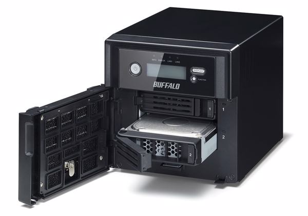 Desktop-NAS aus der »TeraStation WSS 2012 R2«-Familie mit »Windows Storage Server R2«-Betriebssystem (Bild: Buffalo)