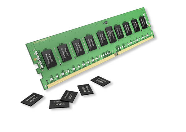 Mit der TSV-3D-Technik passen bis zu 128 Gbyte auf ein DRAM-Modul mit einer Leistung von bis zu 2,4 Gbit/s (Bild: Samsung)..