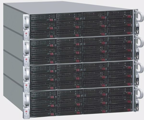 Scale-out-NAS-Cluster-Lösung, in diesem Fall mit vier »ES-7000 vNAS«-Knoten (Bild: Eurostor)