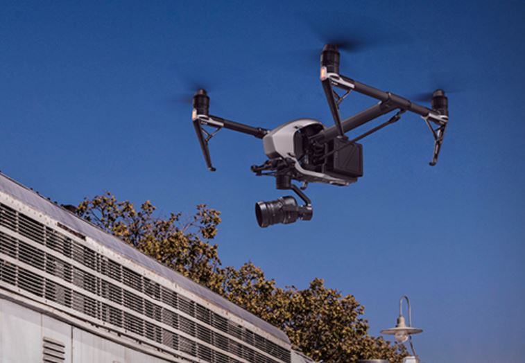 Drohne »DJI Inspire 2« mit hochaufösender Kamera (Bild: DJI)