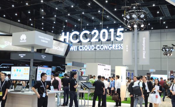 Auf dem »Huawei Cloud Congress« (HCC) in Shanghai im September 2015 informierten sich an die 10.000 Teilnehmer über eine Cloud-basiere IT-Infrastruktur (Bild: Stefan Girschner)